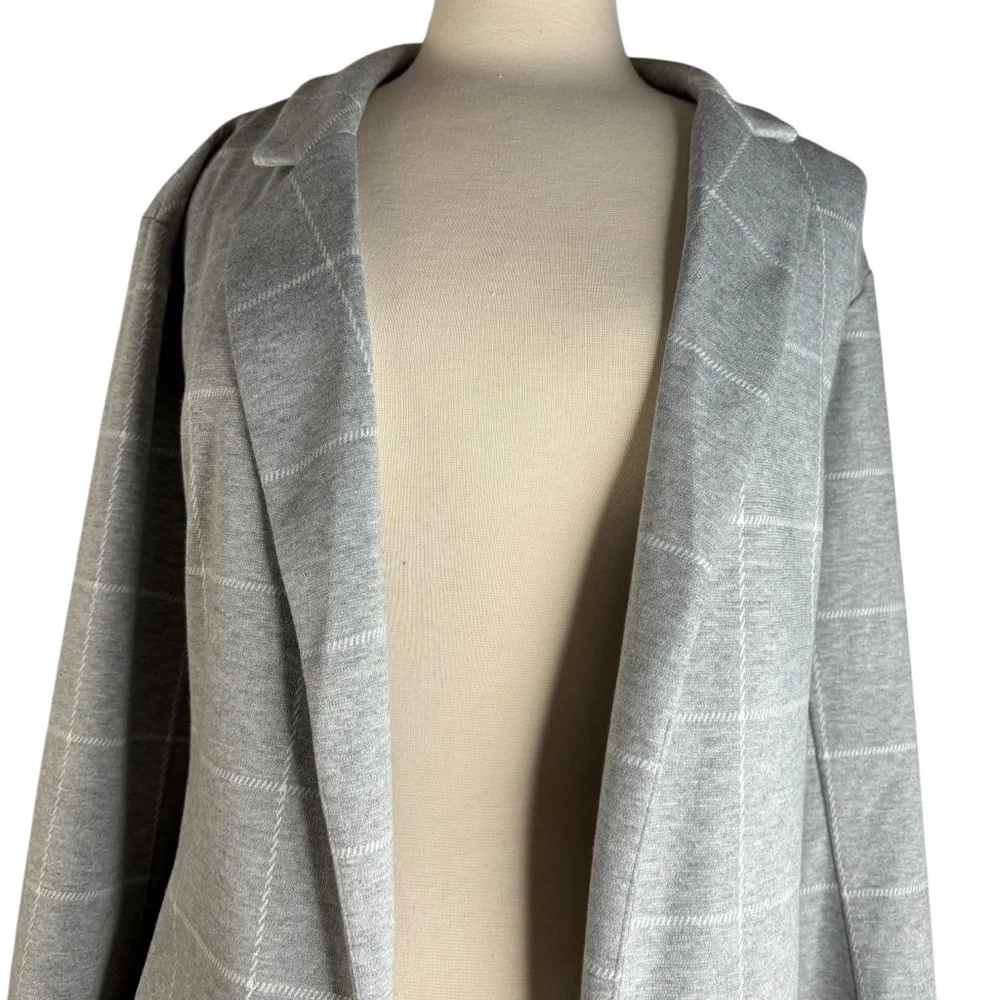 New C Est 1946 Womens Grey / White Window Pane Light Weight Jacket Size Large